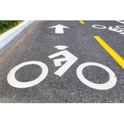 Peinture de sous-couche blanche pour peinture phosphorescente routière