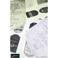Etiquette photoluminescente pour vins et champagnes